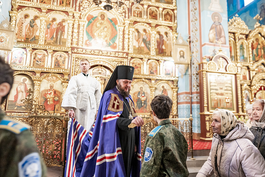 Архиерейское богослужение в соборе Всех святых, в земле Русской просиявших города Домодедово в День памяти жертв политических репрессий